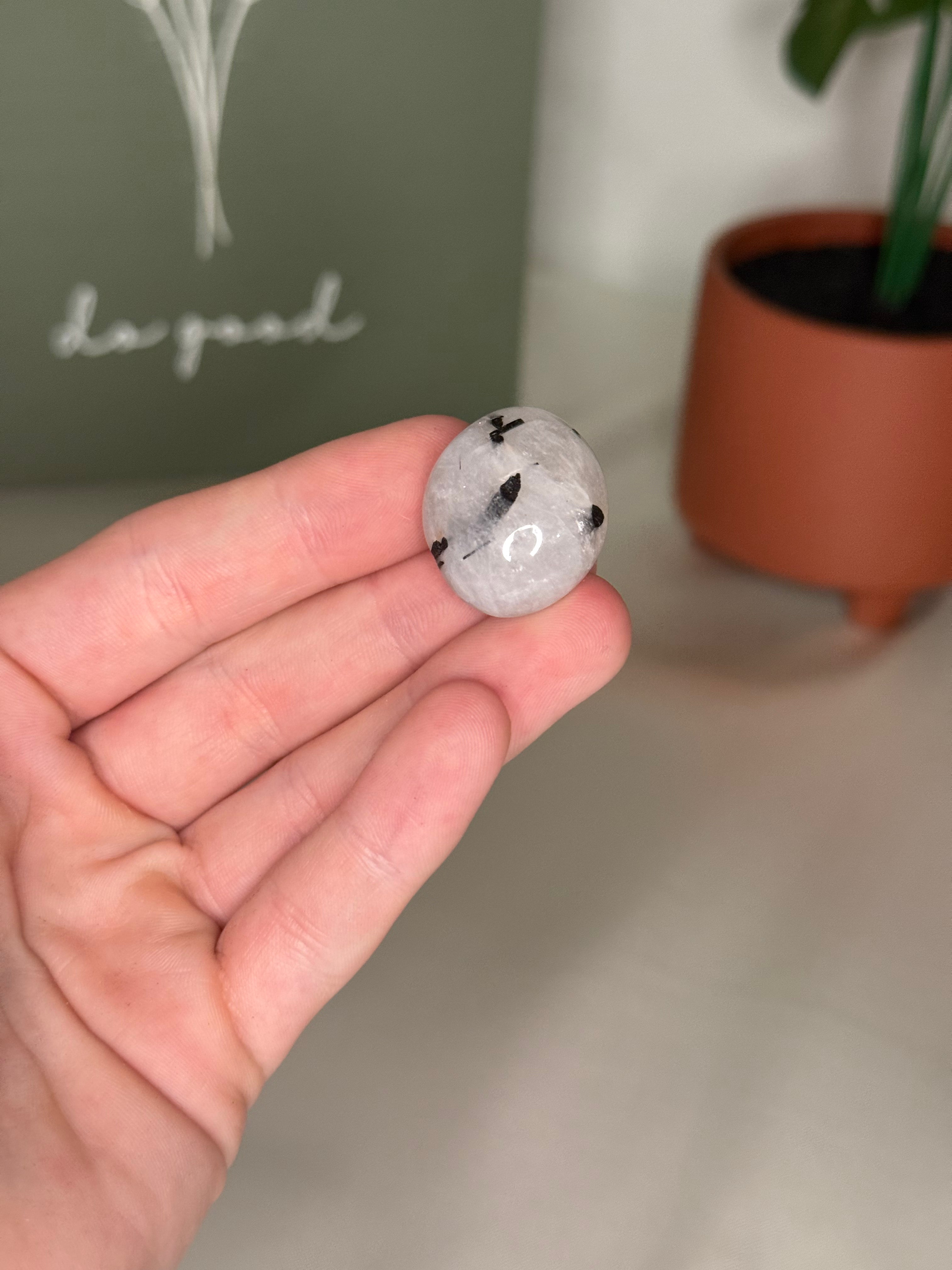 Tourmalated quartz tumble