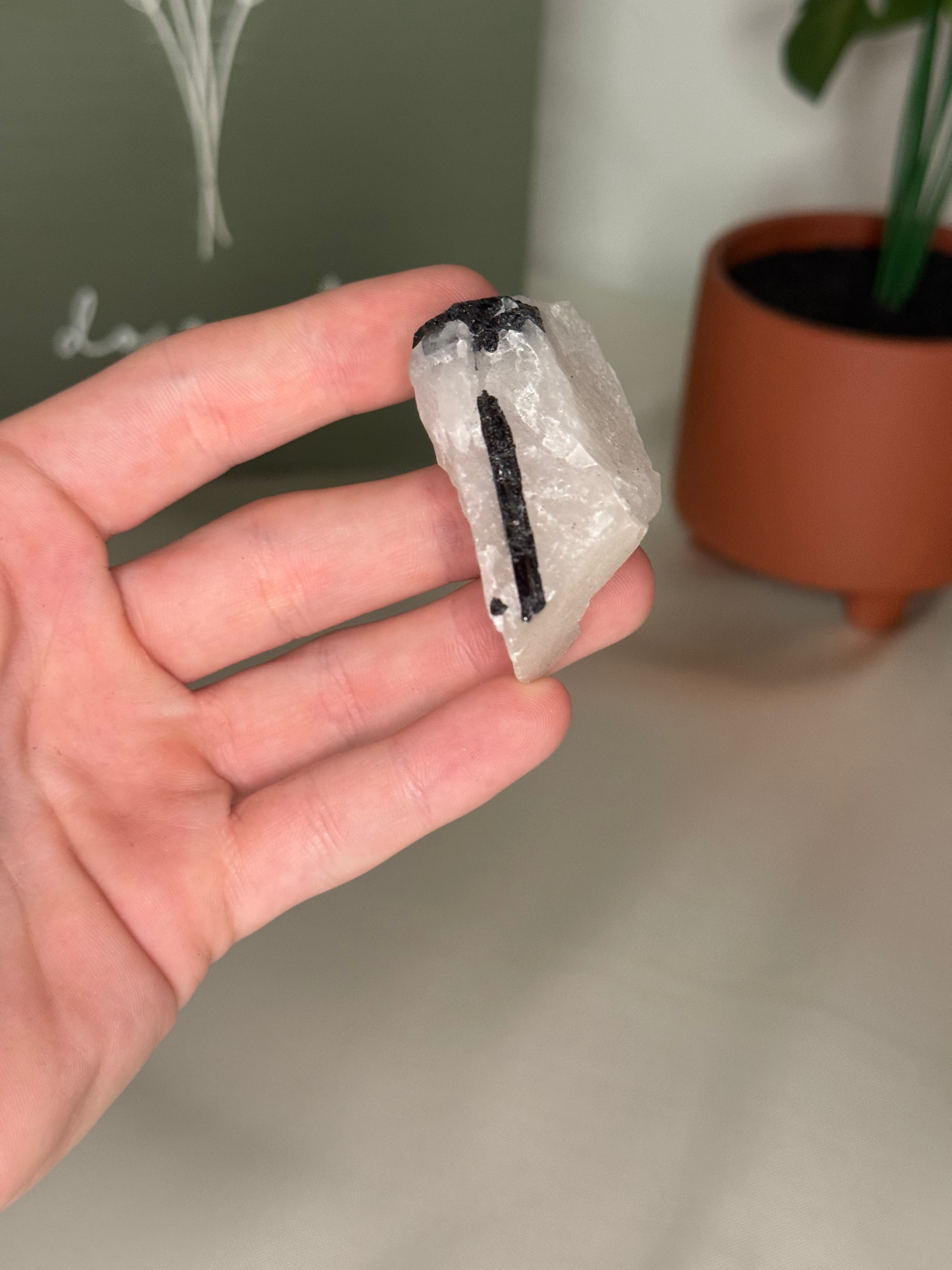 Raw tourmalated quartz