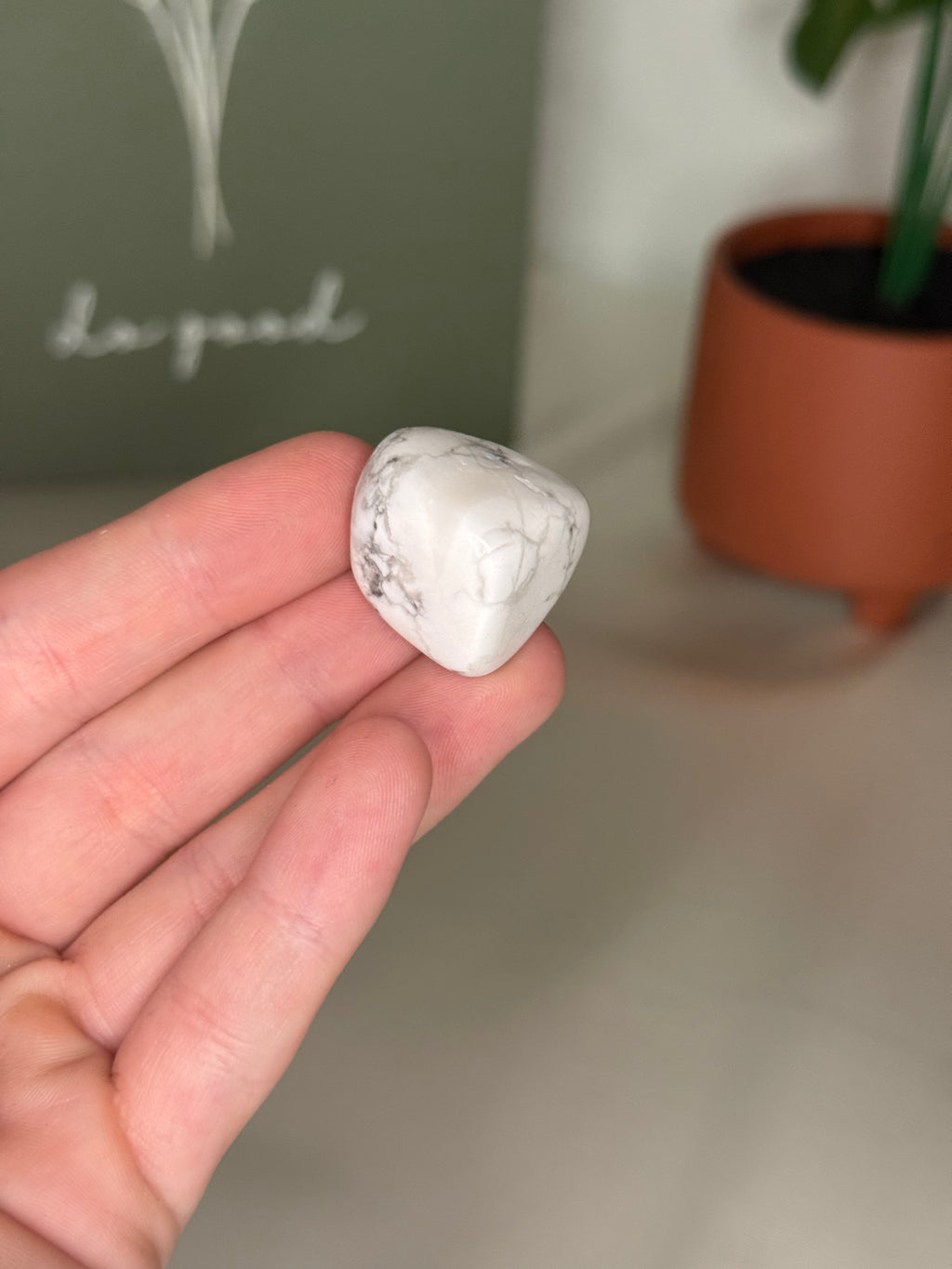 Howlite tumble