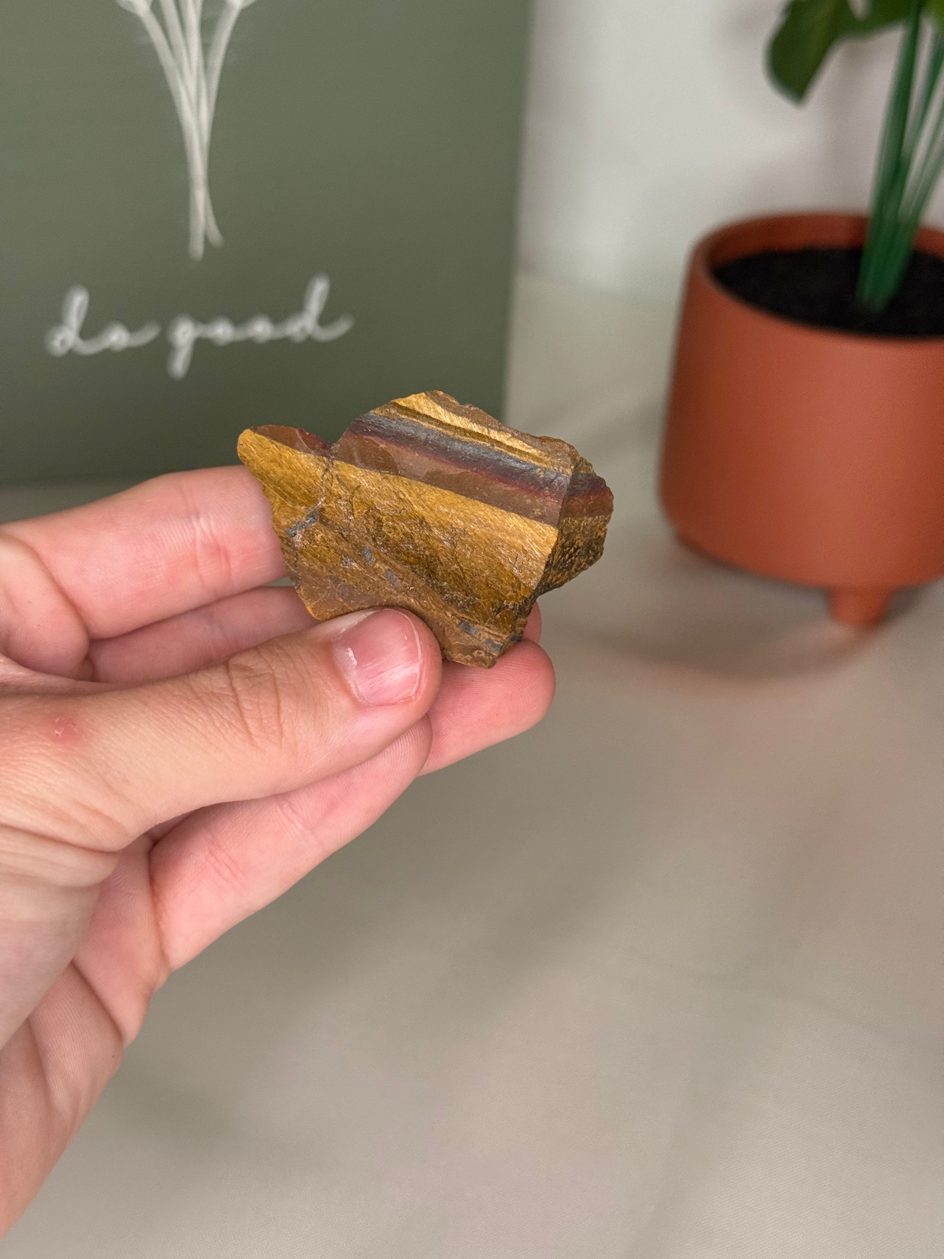 Raw tigers eye