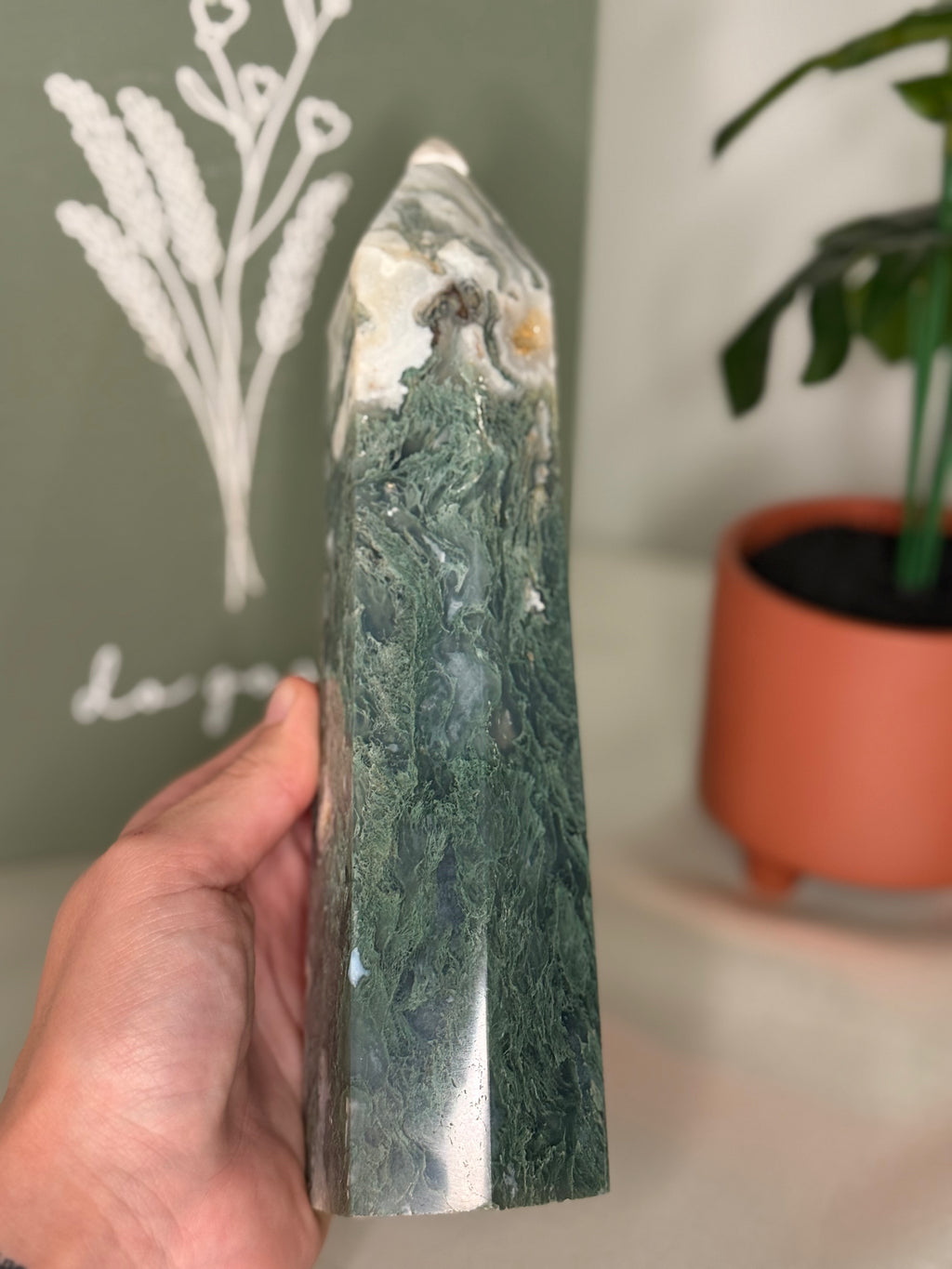 Large moss agate tower