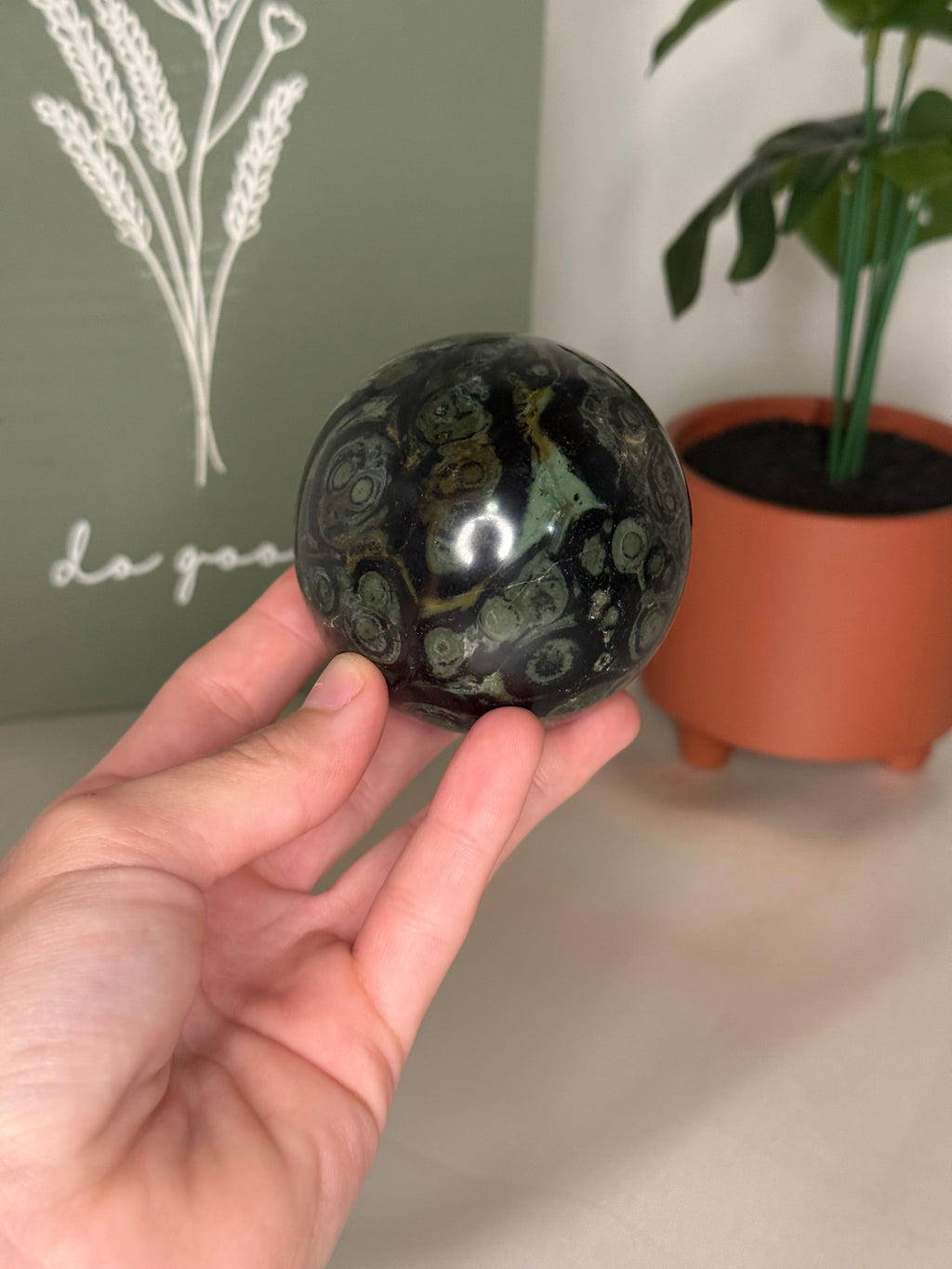 Kambaba jasper sphere