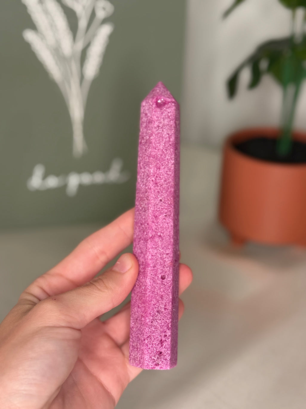Honeycomb ruby tower (uv reactive)