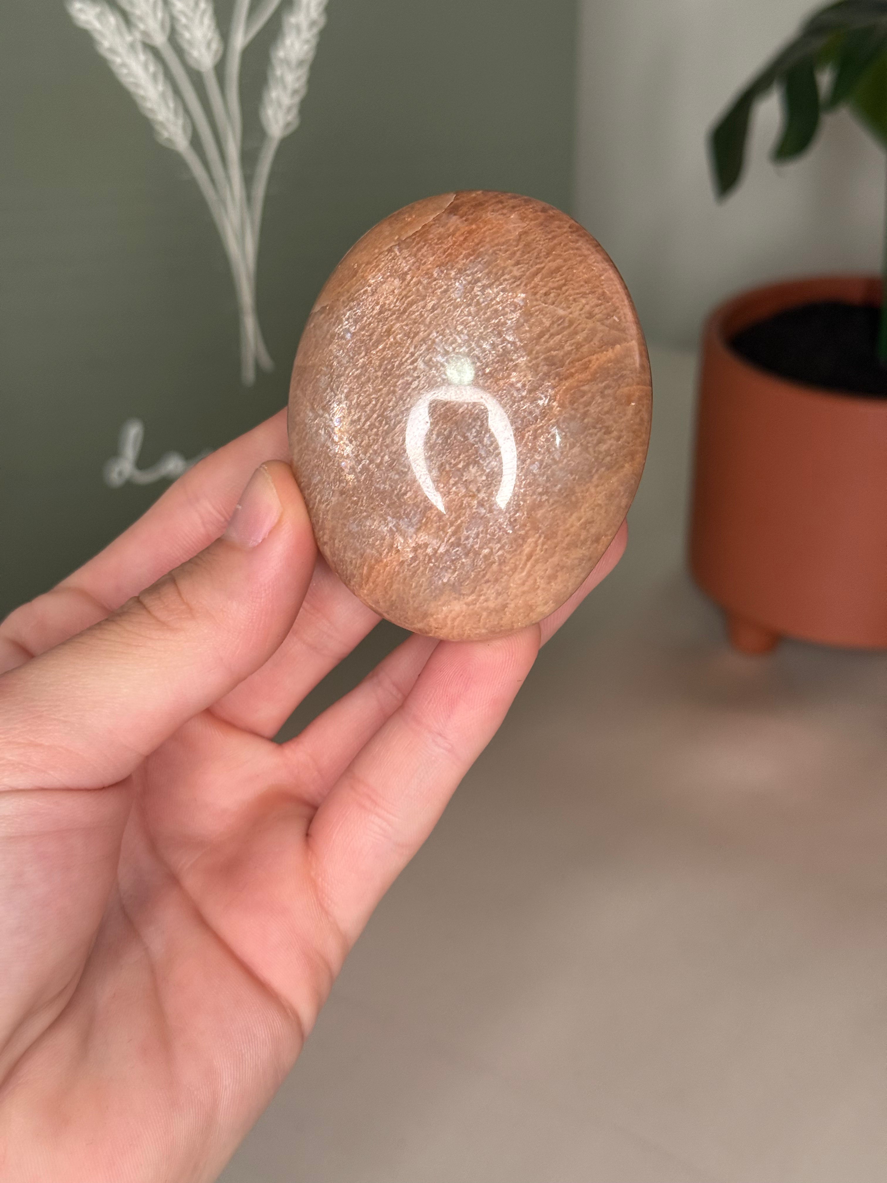 Choose your palm stone!