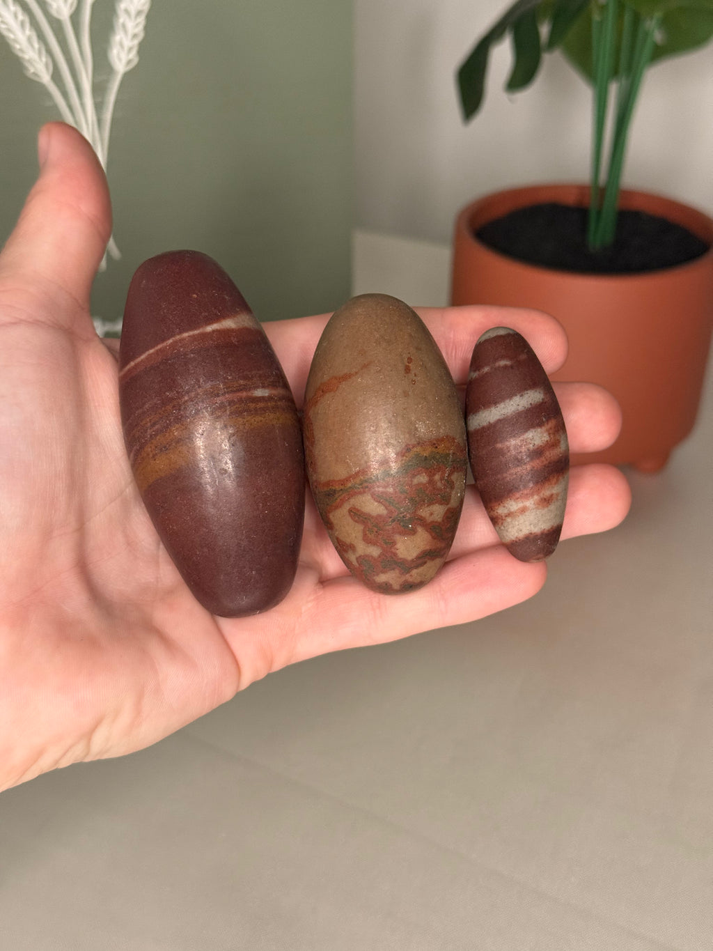 Shiva lingam stones