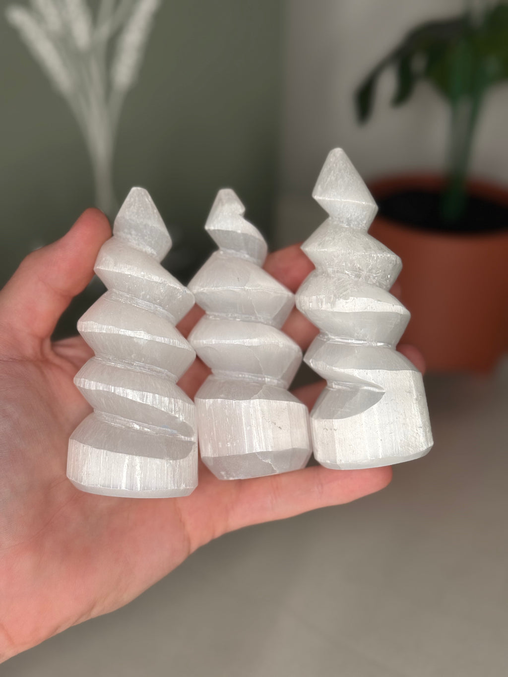 Small spiral selenite towers