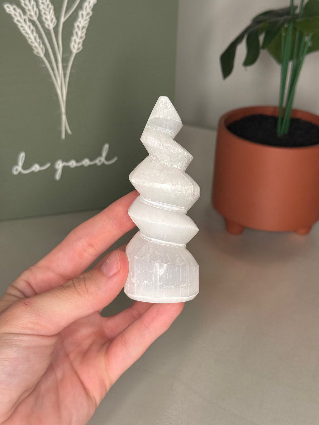 Small spiral selenite towers