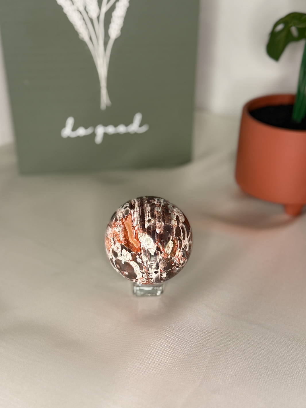 Money agate sphere